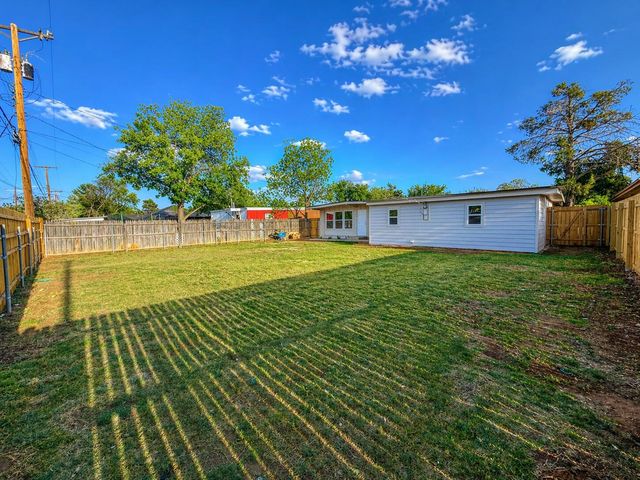 2316 48th Street, Lubbock, TX 79412