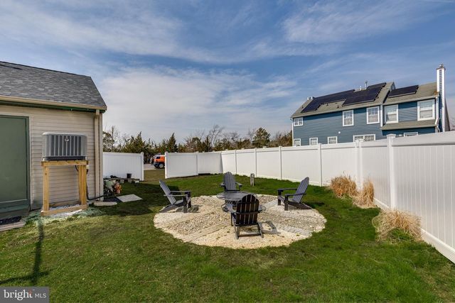 1030 CENTER ST, Tuckerton, NJ 08087