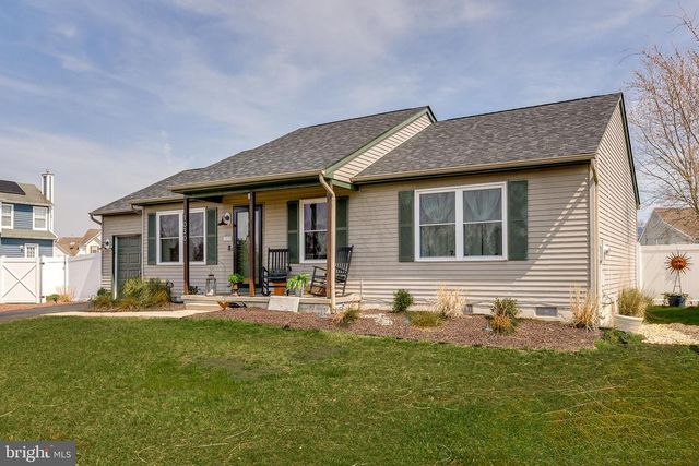 1030 CENTER ST, Tuckerton, NJ 08087