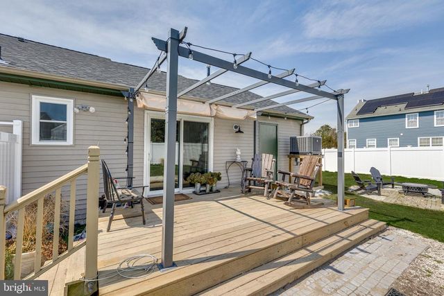 1030 CENTER ST, Tuckerton, NJ 08087