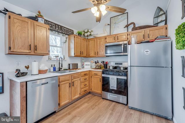 1030 CENTER ST, Tuckerton, NJ 08087