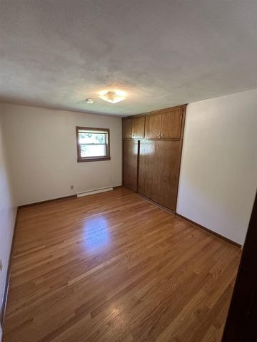 2913 Harriman Lane, Madison, WI 53713