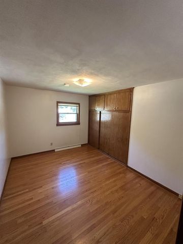 2913 Harriman Lane, Madison, WI 53713