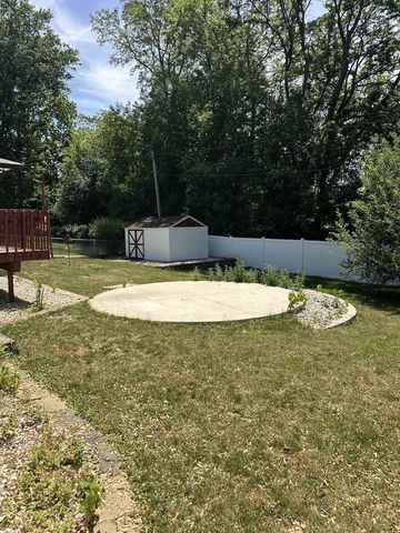 2913 Harriman Lane, Madison, WI 53713