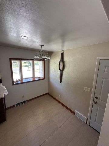 2913 Harriman Lane, Madison, WI 53713