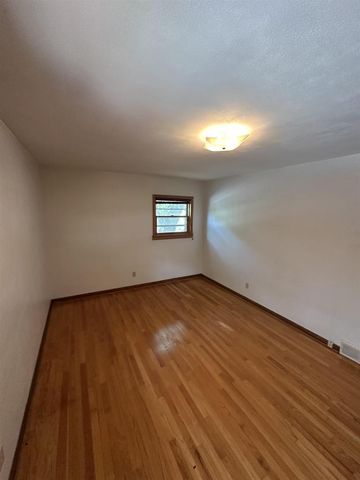 2913 Harriman Lane, Madison, WI 53713