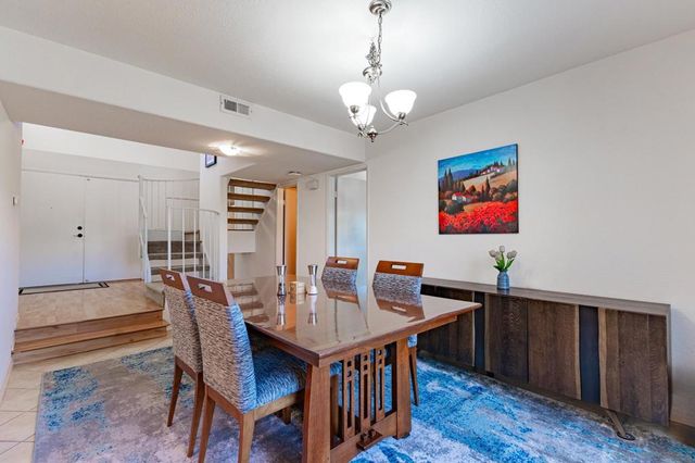 8128 Hillandale, San Diego, CA 92120