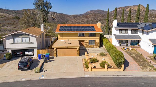 8128 Hillandale, San Diego, CA 92120