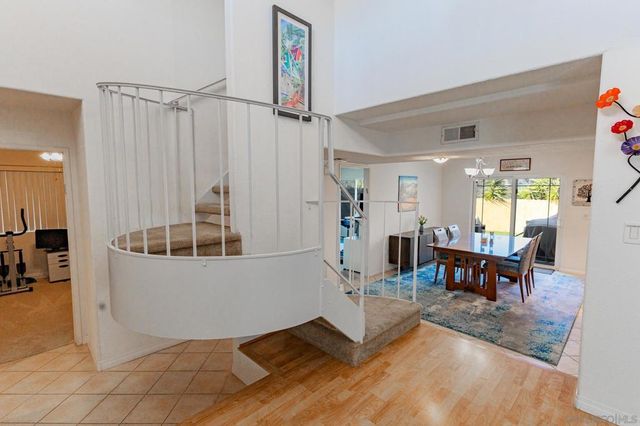 8128 Hillandale, San Diego, CA 92120