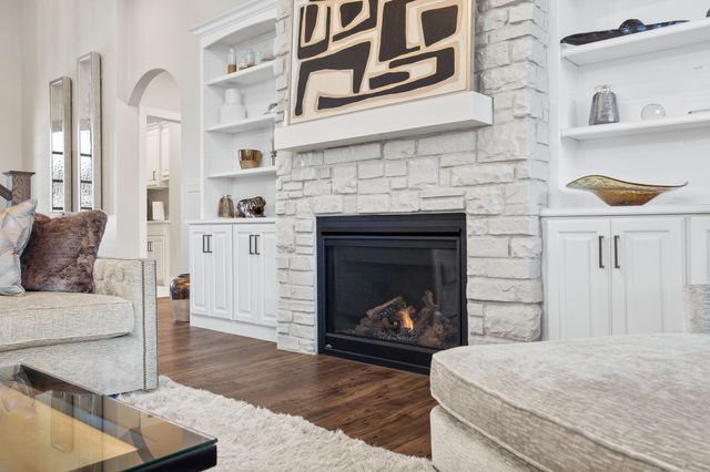 4530 STONINGTON CT, Columbia, MO 65203