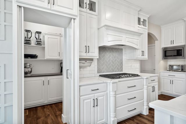 4530 STONINGTON CT, Columbia, MO 65203