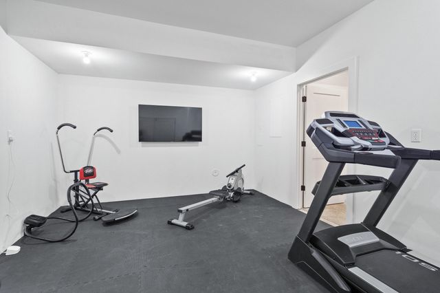 4530 STONINGTON CT, Columbia, MO 65203