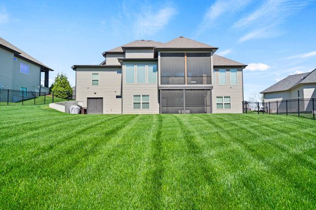 4530 STONINGTON CT, Columbia, MO 65203