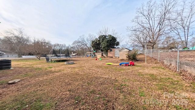 428 Kelly Road, Forest City, NC 28043