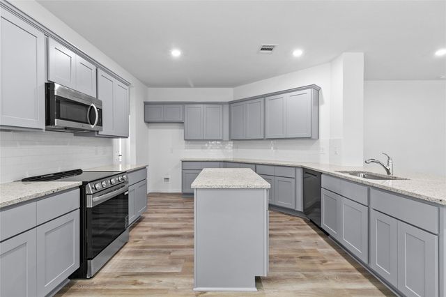 12384 Lake Conroe Hills, Willis, TX 77318