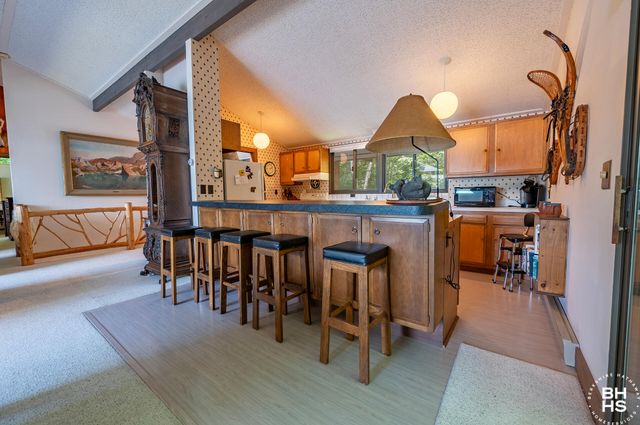 63 Camp Way, Lake Placid, NY 12946