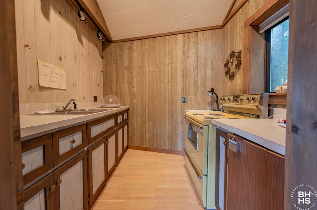 63 Camp Way, Lake Placid, NY 12946