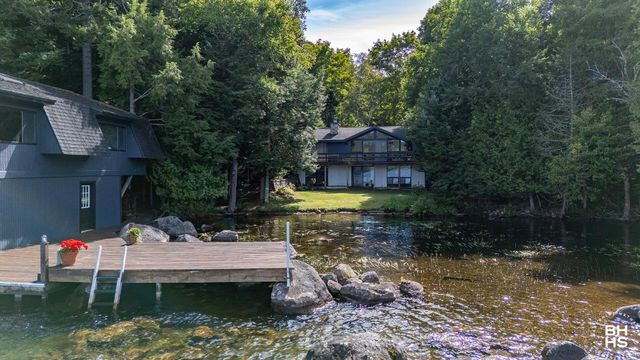 63 Camp Way, Lake Placid, NY 12946