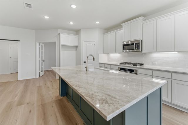 15113 Green Bluff Drive, Aledo, TX 76008