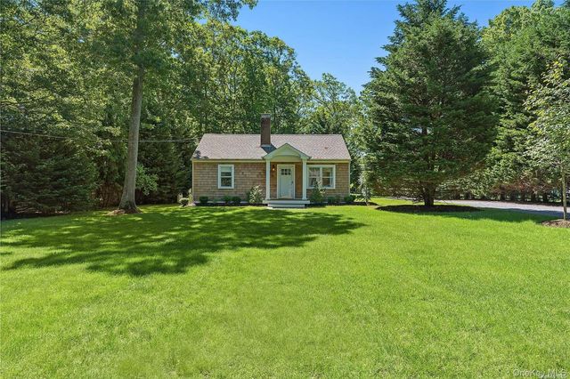 2100 Park Avenue, Mattituck, NY 11952