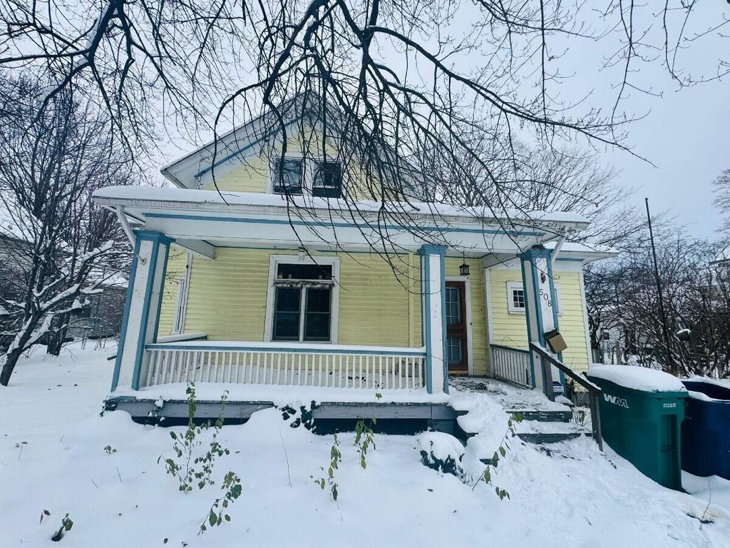 508 F Street, La Porte, IN 46350