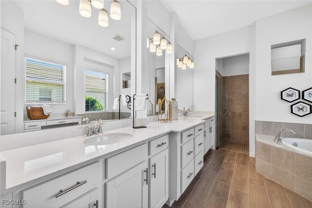 5825 Carnoustie CT, Ave Maria, FL 34142