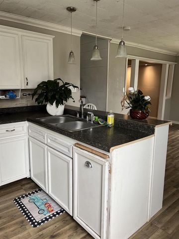 314 N DIVISION STREET, Loyal, WI 54446