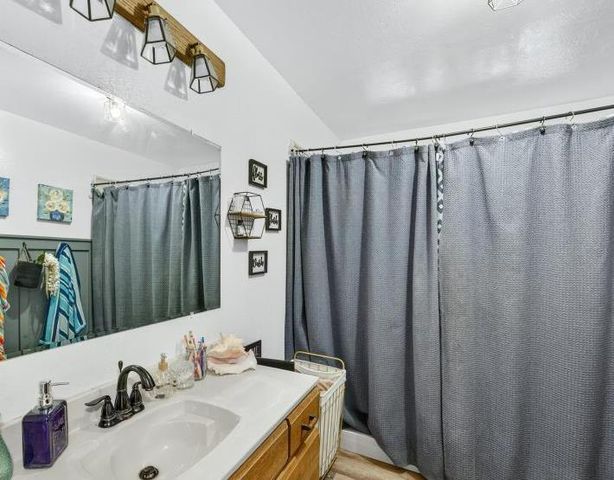 22700 Johnson Valley Rd, Foresthill, CA 95631