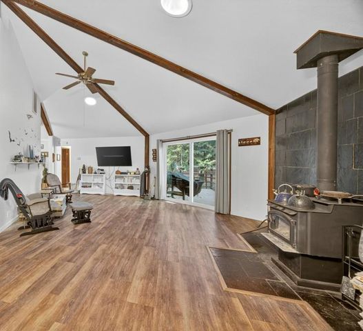 22700 Johnson Valley Rd, Foresthill, CA 95631