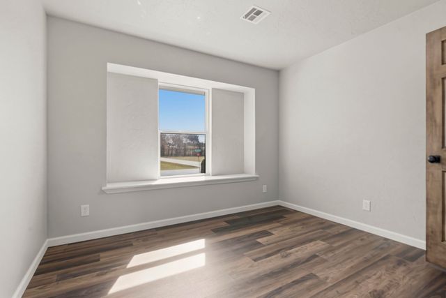 63010 E 293 Road, Grove, OK 74344