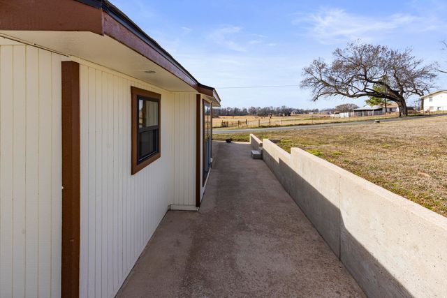 63010 E 293 Road, Grove, OK 74344