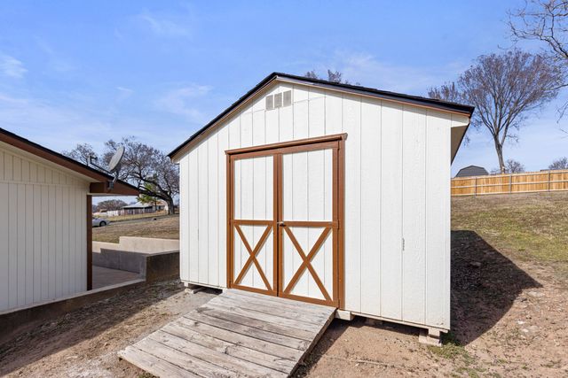 63010 E 293 Road, Grove, OK 74344