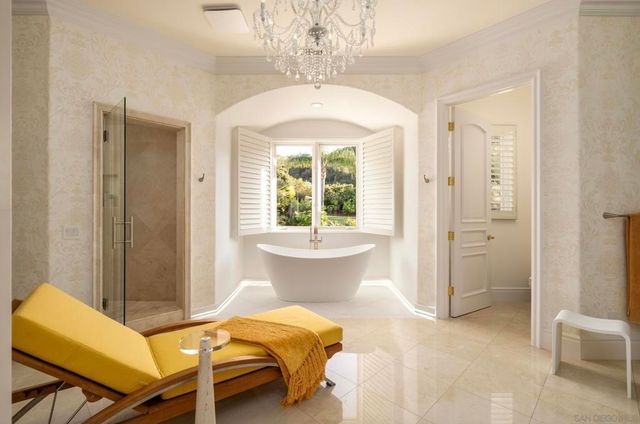 6369 Clubhouse Drive, Rancho Santa Fe, CA 92067