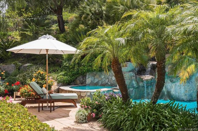 6369 Clubhouse Drive, Rancho Santa Fe, CA 92067