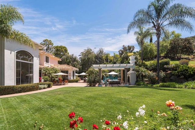 6369 Clubhouse Drive, Rancho Santa Fe, CA 92067