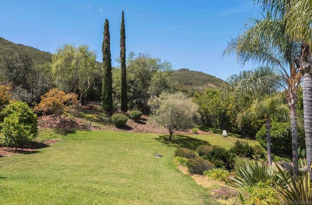 6369 Clubhouse Drive, Rancho Santa Fe, CA 92067