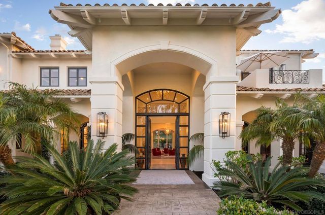6369 Clubhouse Drive, Rancho Santa Fe, CA 92067