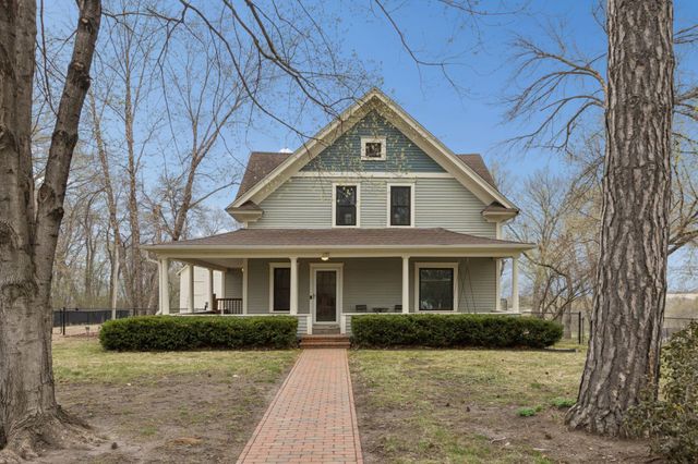 101 Jackson Avenue SW, Watertown, MN 55388