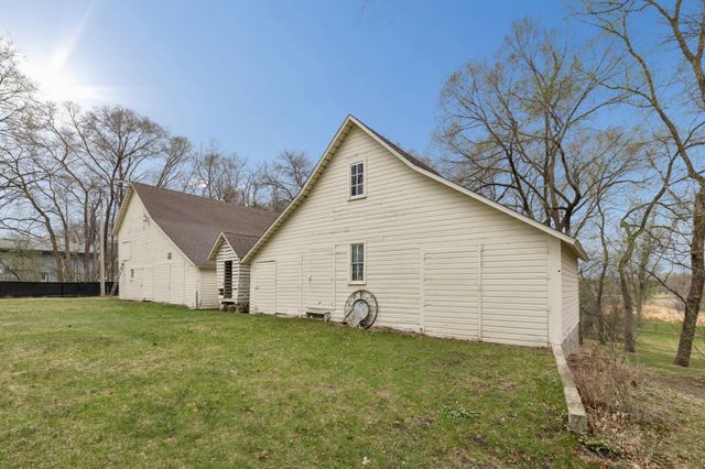 101 Jackson Avenue SW, Watertown, MN 55388