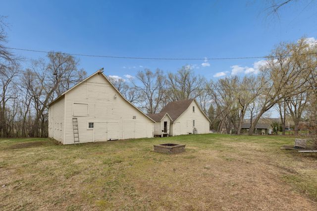 101 Jackson Avenue SW, Watertown, MN 55388