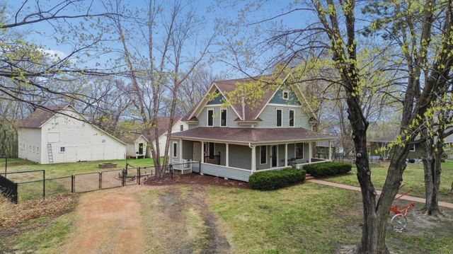 101 Jackson Avenue SW, Watertown, MN 55388