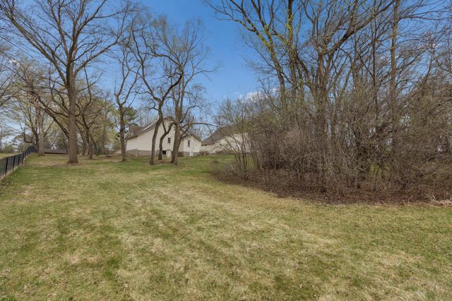 101 Jackson Avenue SW, Watertown, MN 55388