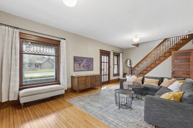 101 Jackson Avenue SW, Watertown, MN 55388