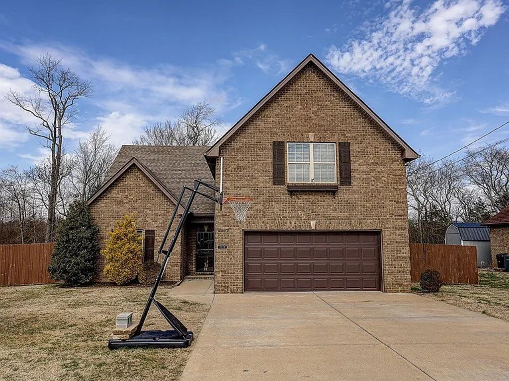 8009 Dave Way, Smyrna, TN 37167