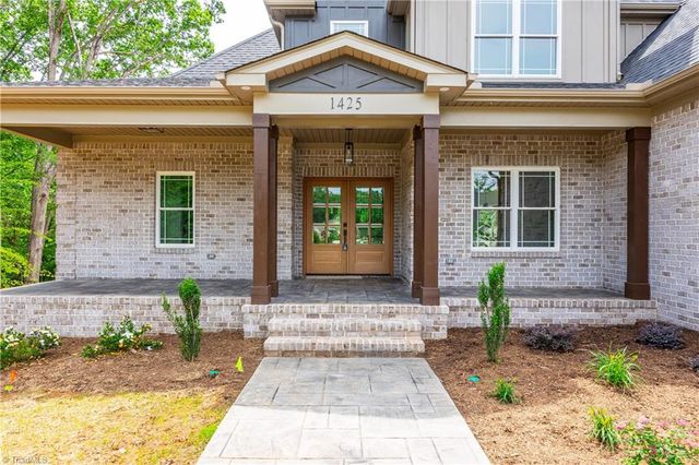 7112 Woodfield Heights Drive, Stokesdale, NC 27357