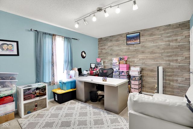 9001 Harrison Run Court, Indianapolis, IN 46256