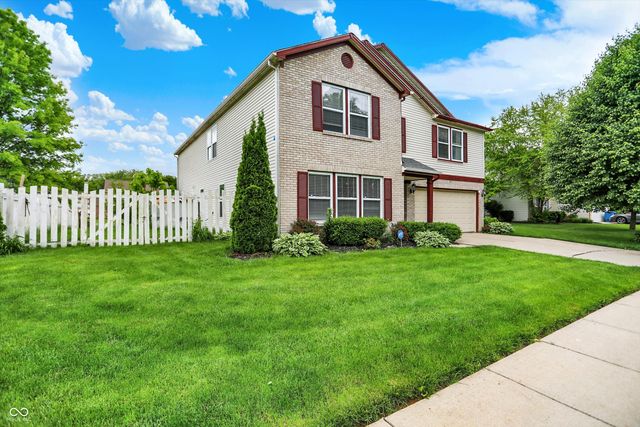 9001 Harrison Run Court, Indianapolis, IN 46256