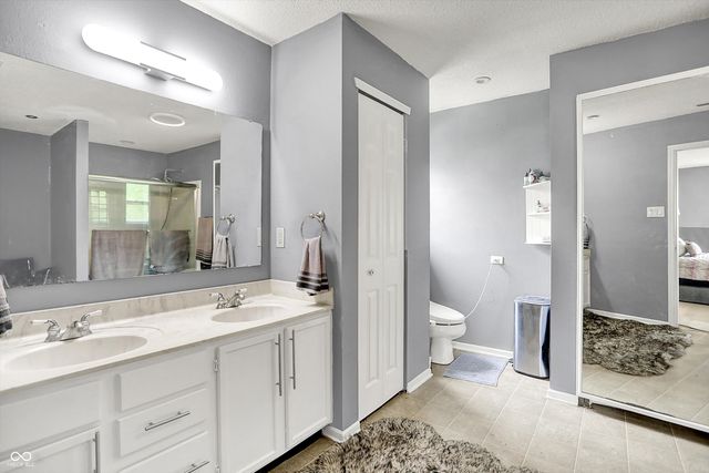 9001 Harrison Run Court, Indianapolis, IN 46256