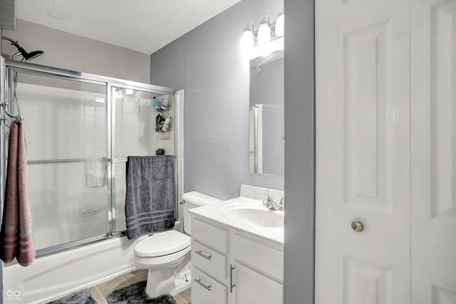 9001 Harrison Run Court, Indianapolis, IN 46256