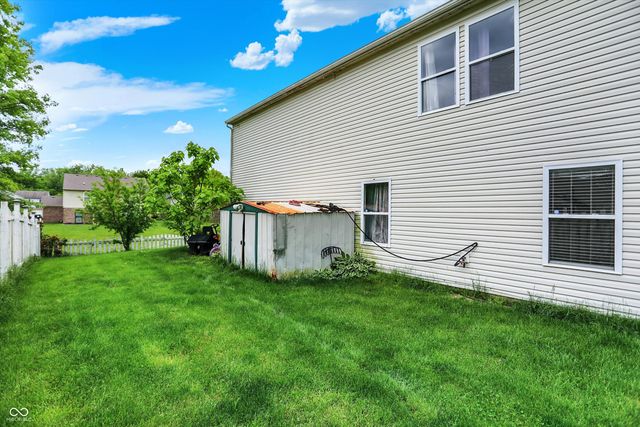 9001 Harrison Run Court, Indianapolis, IN 46256